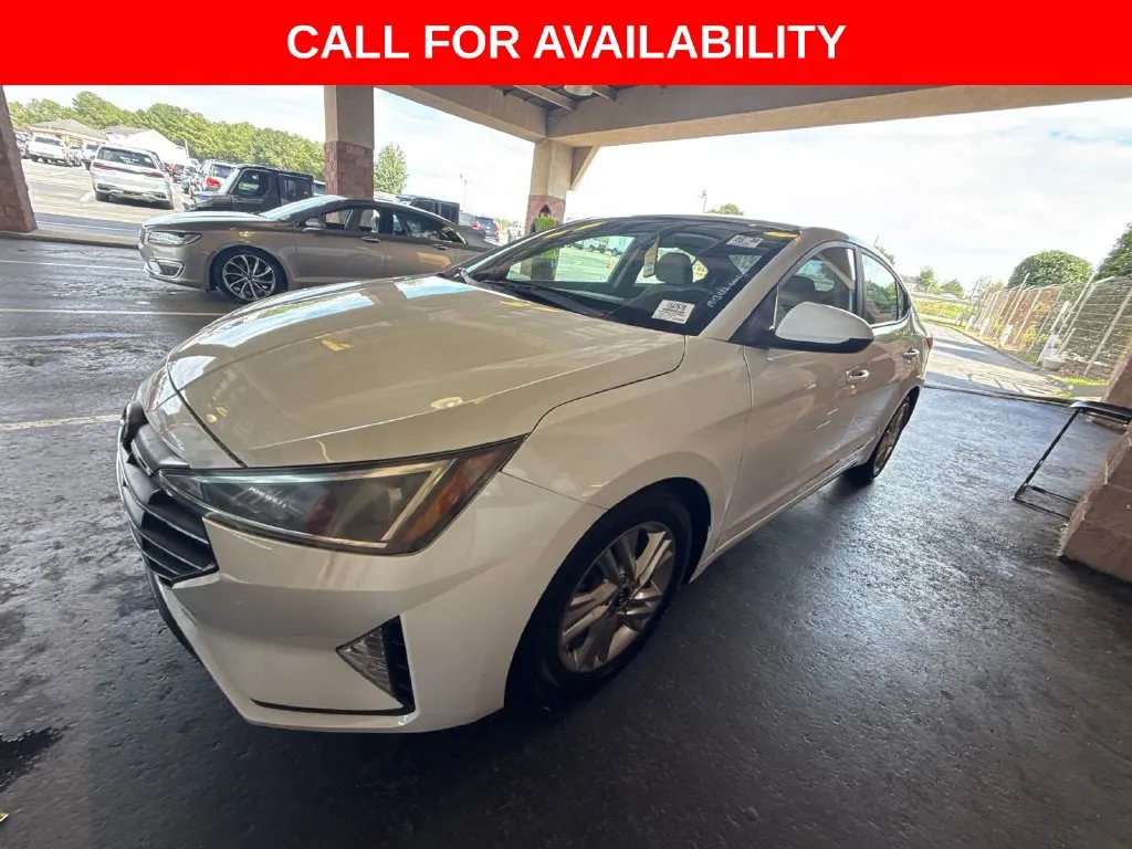 White 2019 Hyundai Elantra SEL for sale in Knoxville, TN