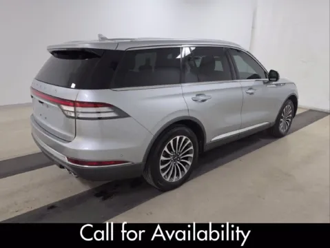 Another view of 2020 Lincoln Aviator Reserve for sale in Knoxville, TN at Cars 4 U LLC