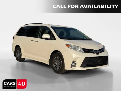White 2020 Toyota Sienna XLE for sale in Knoxville, TN