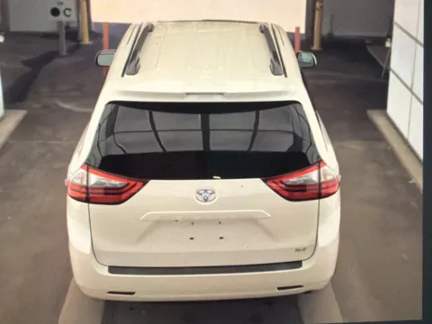 Another view of 2020 Toyota Sienna XLE for sale in Knoxville, TN at Cars 4 U LLC