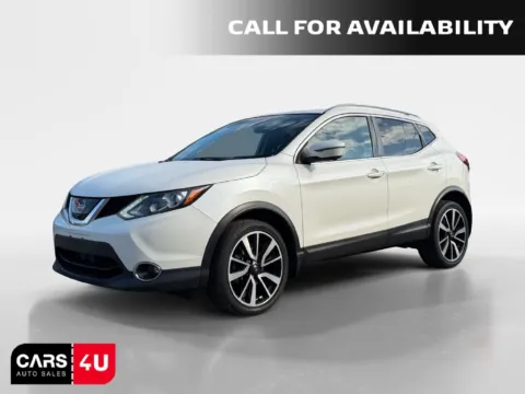 White 2017 Nissan Rogue Sport SL for sale in Knoxville, TN