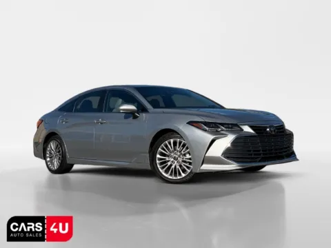 Silver 2019 Toyota Avalon Limited for sale in Knoxville, TN