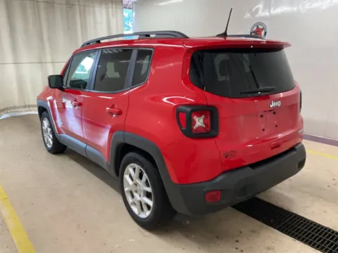 More photos of 2019 Jeep Renegade Latitude at Cars 4 U LLC, TN