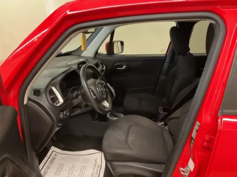 More photos of 2019 Jeep Renegade Latitude at Cars 4 U LLC, TN