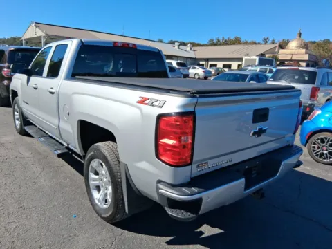 More photos of 2018 Chevrolet Silverado 1500 LT at Cars 4 U LLC, TN