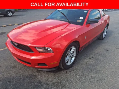 Red 2011 Ford Mustang V6 for sale in Knoxville, TN