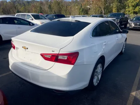 Another view of 2018 Chevrolet Malibu LT for sale in Knoxville, TN at Cars 4 U LLC