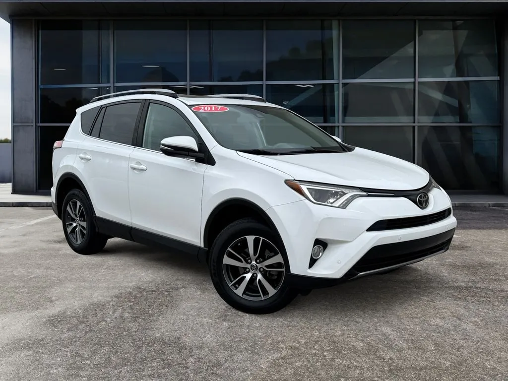 2017 Toyota RAV4 XLE for sale in Knoxville, TN