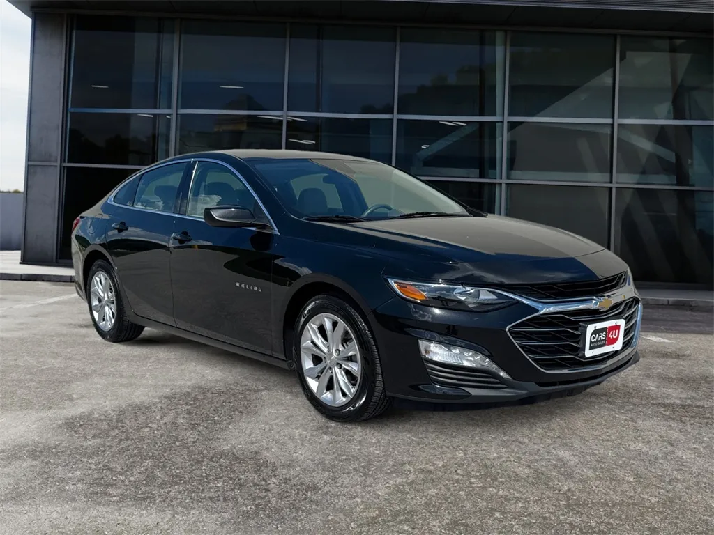 Black 2020 Chevrolet Malibu LT for sale in Knoxville, TN