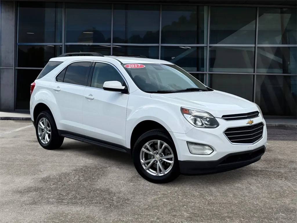 White 2017 Chevrolet Equinox LT for sale in Knoxville, TN