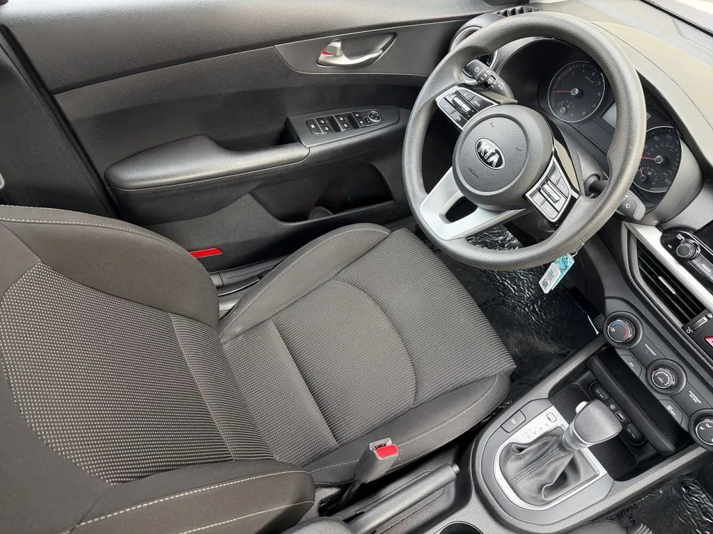 2020 Kia FORTE LXS - Photo 14