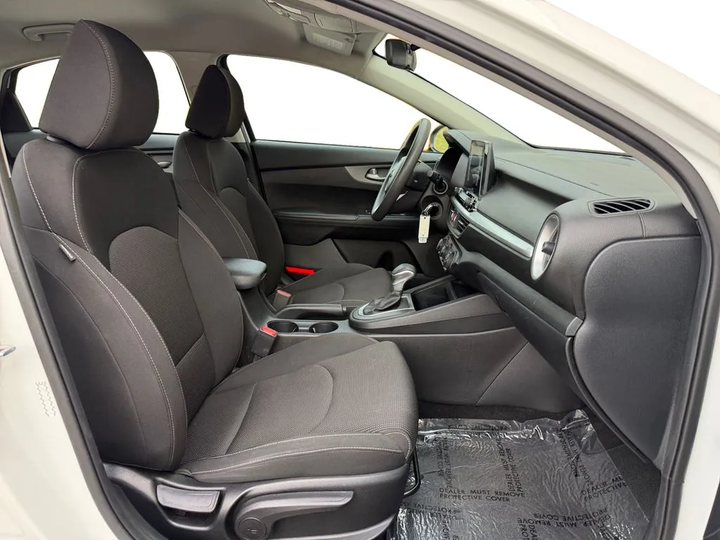 2020 Kia FORTE LXS - Photo 17