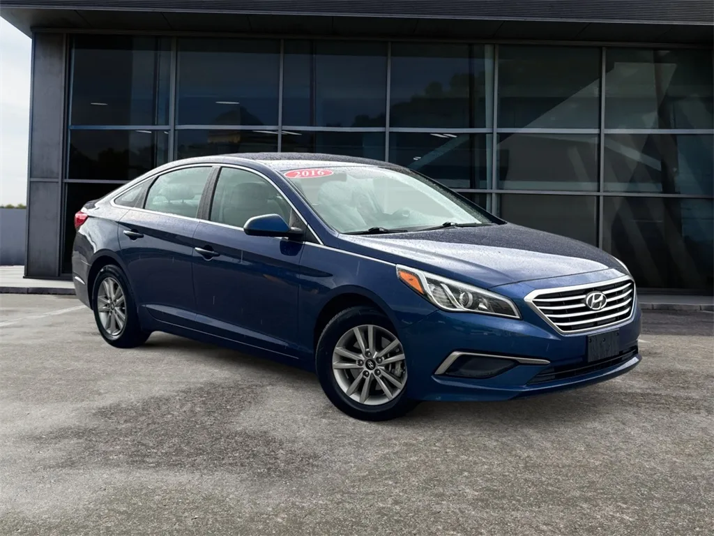 2016 Hyundai Sonata for sale in Knoxville, TN