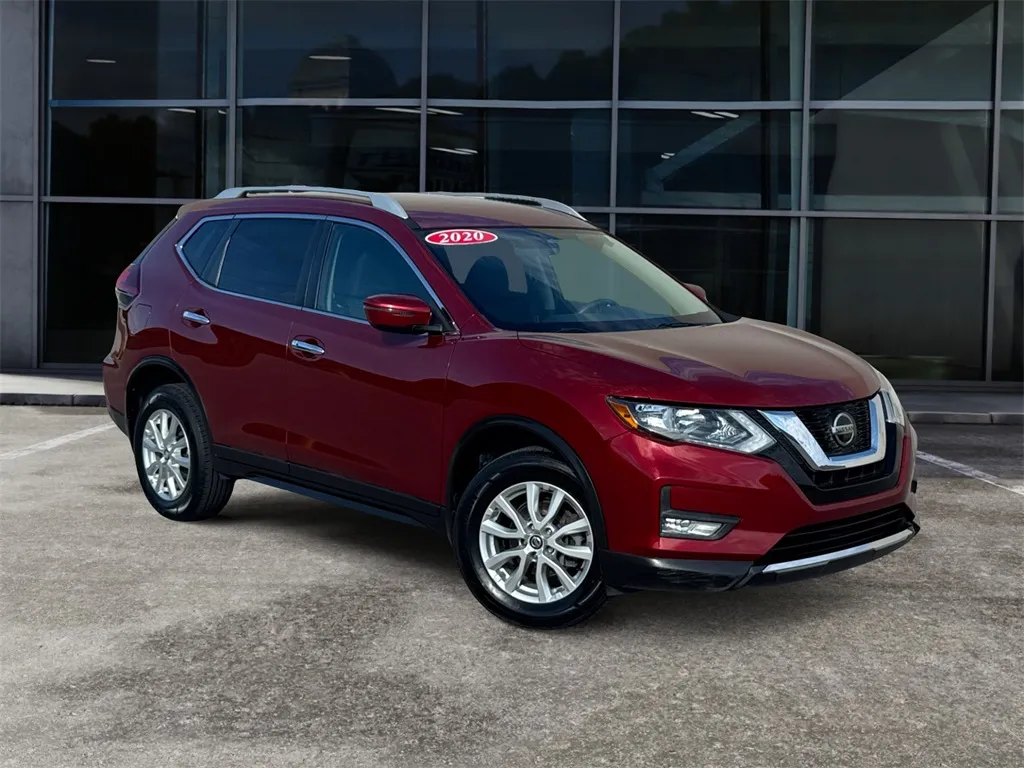 Red 2018 Nissan Rogue SV for sale in Knoxville, TN