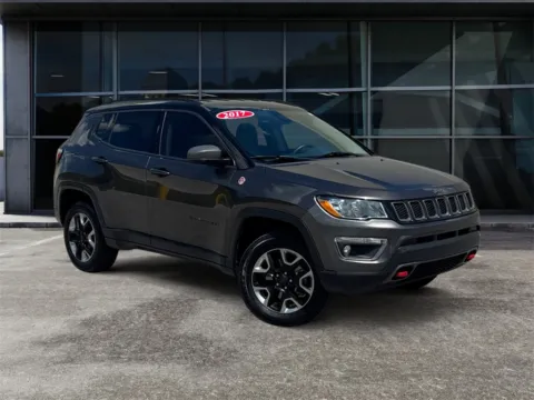 Gray 2017 Jeep New Compass Trailhawk for sale in Knoxville, TN
