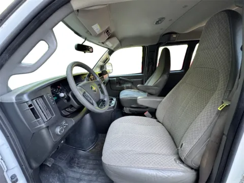 More photos of 2017 Chevrolet Express 3500 LT at Cars 4 U LLC, TN
