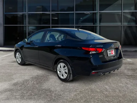 More photos of 2021 Nissan Versa 1.6 S at Cars 4 U LLC, TN
