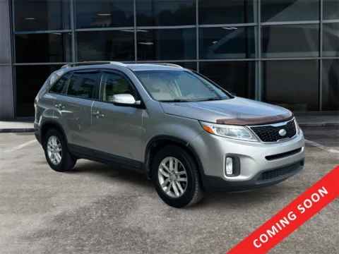 Gray 2015 Kia Sorento LX for sale in Knoxville, TN