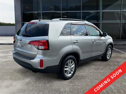 More photos of 2015 Kia Sorento LX at Cars 4 U LLC, TN