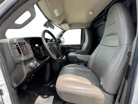 More photos of 2022 Chevrolet Express 2500 Work Van at Cars 4 U LLC, TN