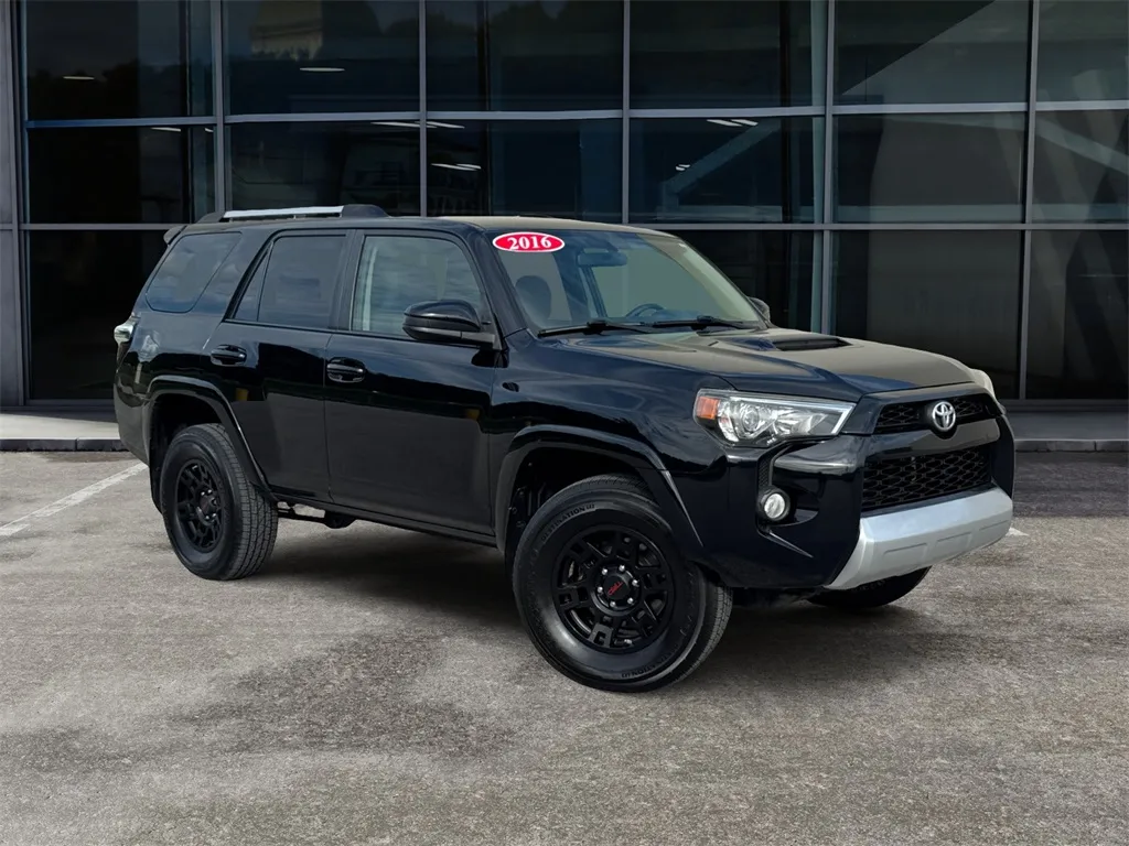 Black 2016 Toyota 4Runner Trail for sale in Knoxville, TN