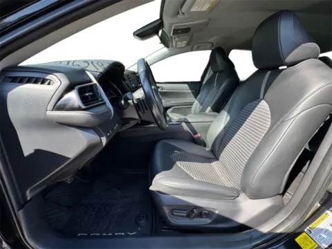 More photos of 2021 Toyota Camry SE Nightshade at Cars 4 U LLC, TN
