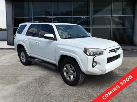 White 2020 Toyota 4Runner SR5 for sale in Knoxville, TN
