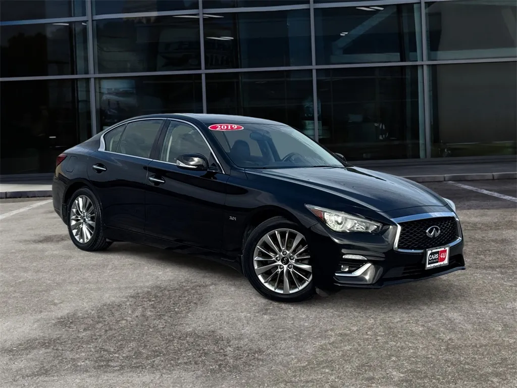 Black 2019 INFINITI Q50 3.0t LUXE for sale in Knoxville, TN