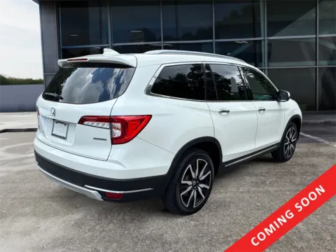 More photos of 2019 Honda Pilot Touring at Cars 4 U LLC, TN