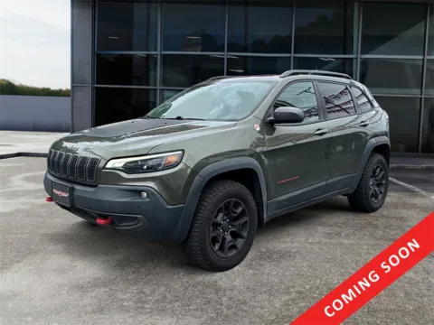 Photos of 2019 Jeep Cherokee Trailhawk for sale in Knoxville, TN at Cars 4 U LLC
