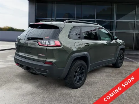 More photos of 2019 Jeep Cherokee Trailhawk at Cars 4 U LLC, TN