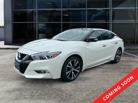 Photos of 2016 Nissan Maxima Platinum for sale in Knoxville, TN at Cars 4 U LLC