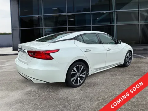 More photos of 2016 Nissan Maxima Platinum at Cars 4 U LLC, TN