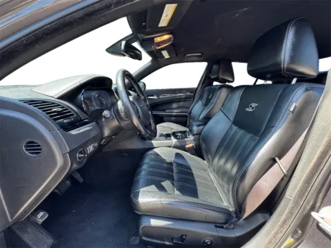More photos of 2019 Chrysler 300 S at Cars 4 U LLC, TN