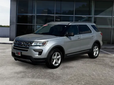 Another view of 2018 Ford Explorer XLT for sale in Knoxville, TN at Cars 4 U LLC