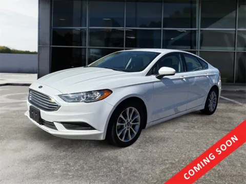 Photos of 2017 Ford Fusion SE for sale in Knoxville, TN at Cars 4 U LLC