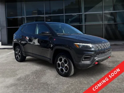 Black 2022 Jeep Compass Trailhawk for sale in Knoxville, TN