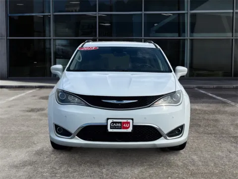 Photos of 2018 Chrysler Pacifica Touring L for sale in Knoxville, TN at Cars 4 U LLC