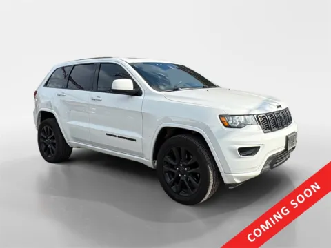 White 2018 Jeep Grand Cherokee Altitude for sale in Knoxville, TN