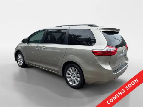 More photos of 2017 Toyota Sienna Limited at Cars 4 U LLC, TN