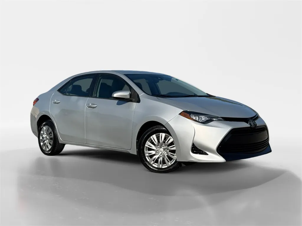 Silver 2017 Toyota Corolla LE for sale in Knoxville, TN
