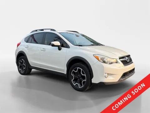 White 2015 Subaru XV Crosstrek 2.0i Limited for sale in Knoxville, TN