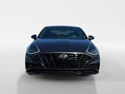 Photos of 2021 Hyundai Sonata Limited for sale in Knoxville, TN at Cars 4 U LLC