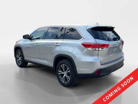 More photos of 2019 Toyota Highlander LE Plus at Cars 4 U LLC, TN