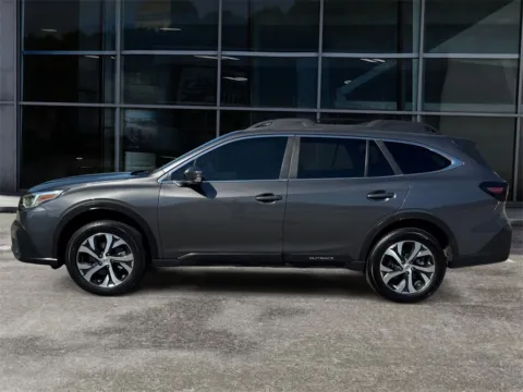 More photos of 2022 Subaru Outback Limited at Cars 4 U LLC, TN