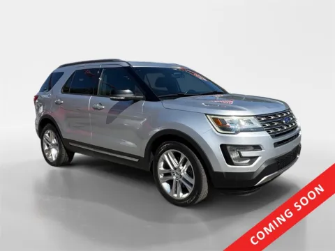 Silver 2016 Ford Explorer XLT for sale in Knoxville, TN