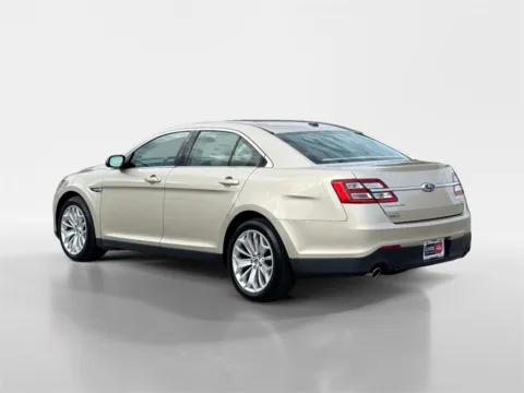 More photos of 2018 Ford Taurus Limited at Cars 4 U LLC, TN