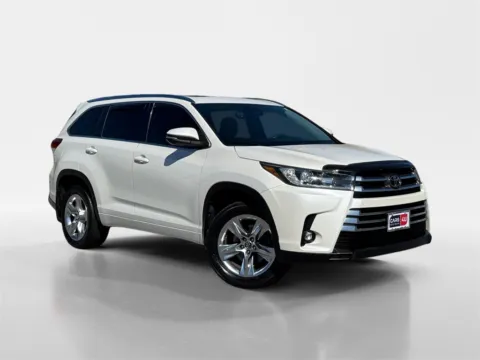 White 2019 Toyota Highlander Limited for sale in Knoxville, TN
