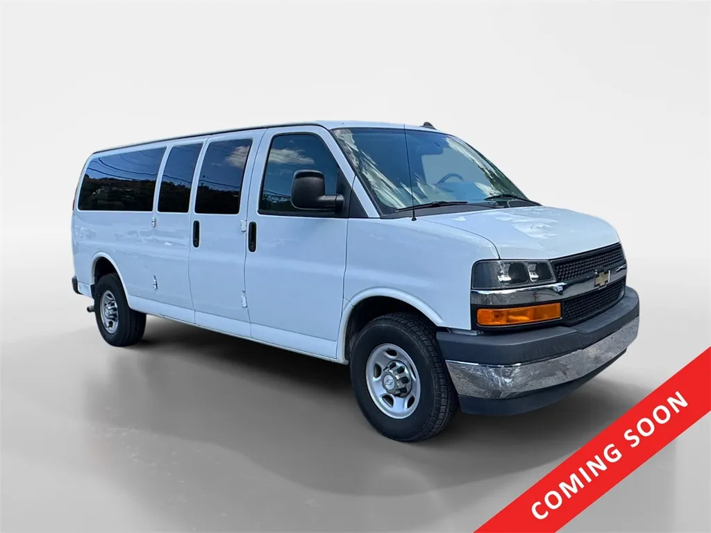 2017 Chevrolet Express 3500 LT for sale in Knoxville, TN