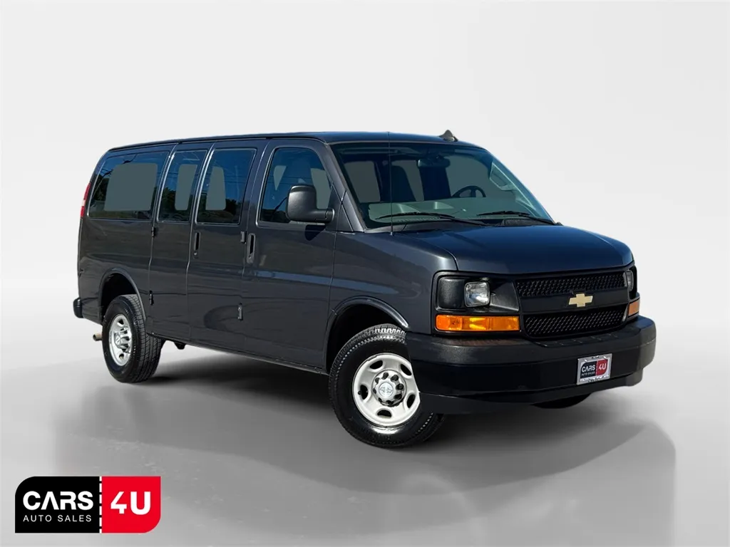 Gray 2017 Chevrolet Express 2500 Work Van for sale in Knoxville, TN